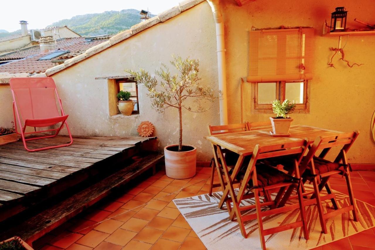 בווי-לה-בארוני La Terrasse D'Olea, Au Coeur Du Village מראה חיצוני תמונה
